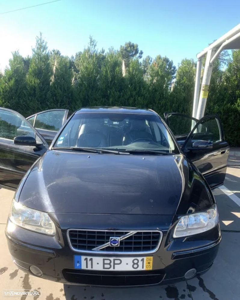 Volvo S60 2.4 D5 Nivel 2 - 1