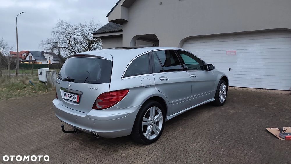 Mercedes-Benz Klasa R 320 CDI L 4Matic 7G-TRONIC Travel Edition - 37