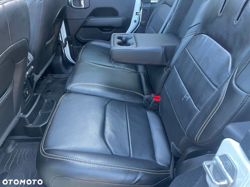 Jeep Wrangler Unlimited 2.0 Turbo PHEV 4xe Sahara - 37