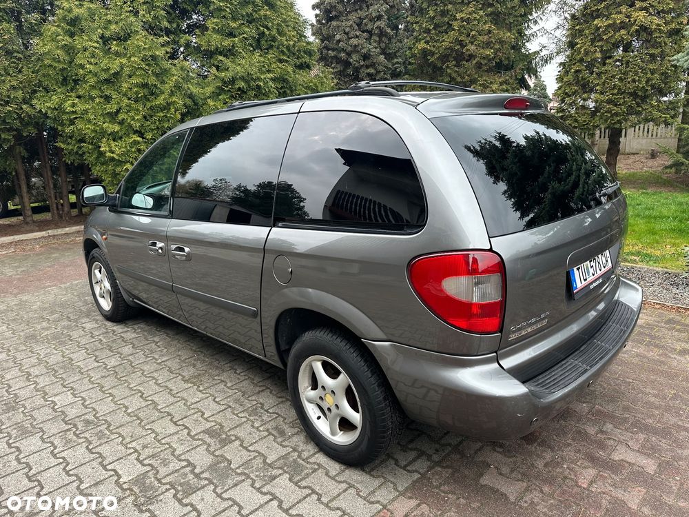 Chrysler Voyager SE 2.5L TD - 12
