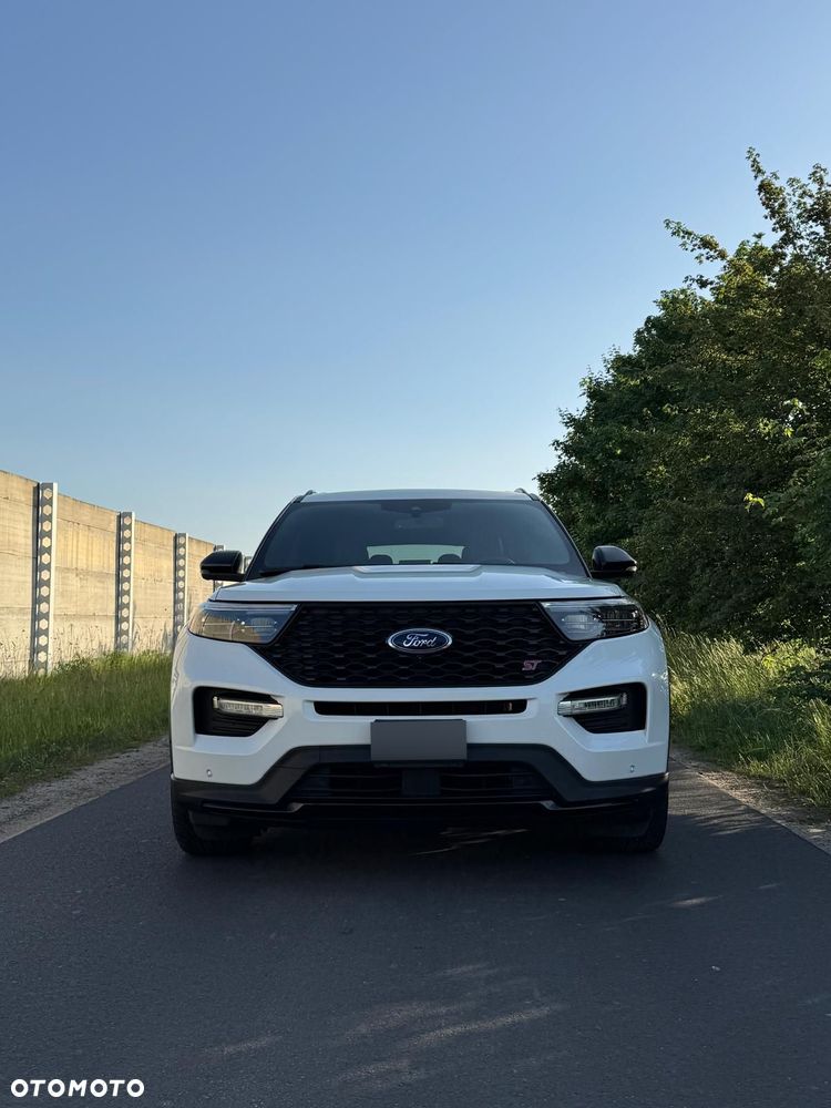 Ford Explorer - 13