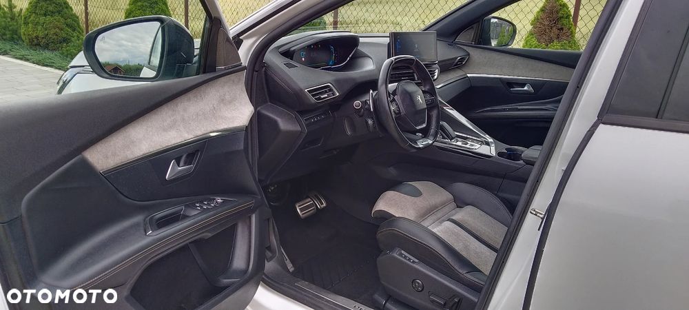 Peugeot 3008 1.6 PureTech HYbrid GT S&S EAT8 - 13