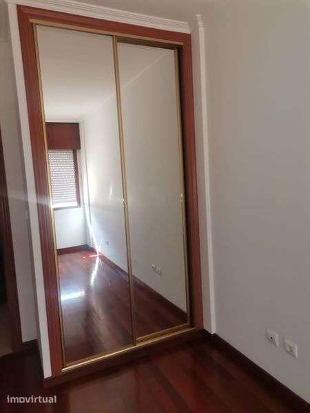 Arrenda-se Apartamento T1+1 – Póvoa de Varzim - Grande imagem: 4/8