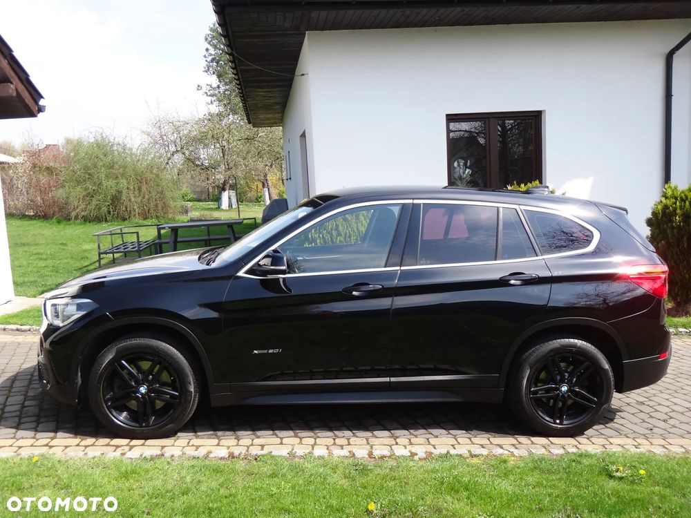 BMW X1 xDrive20i - 7
