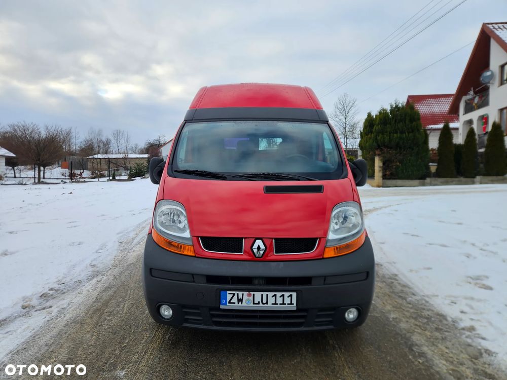 Renault TRAFIC - 9