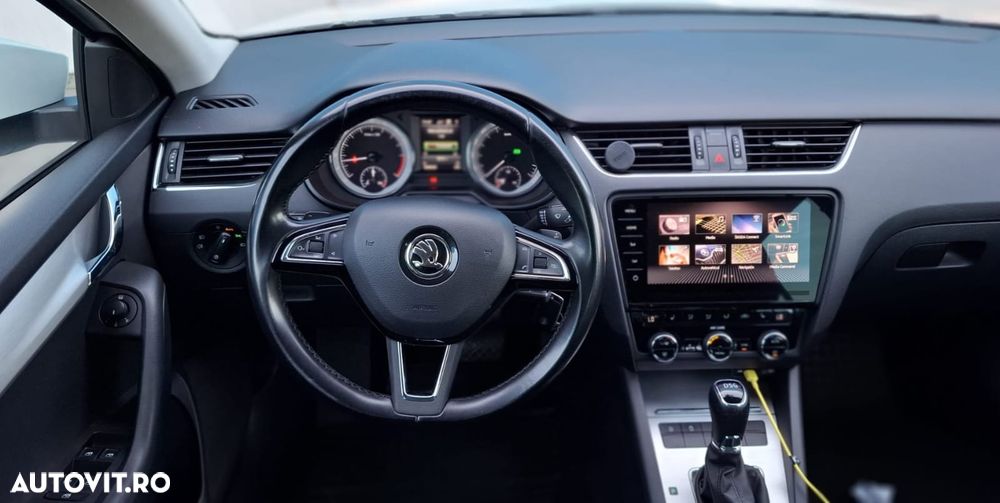 Skoda Octavia - 8