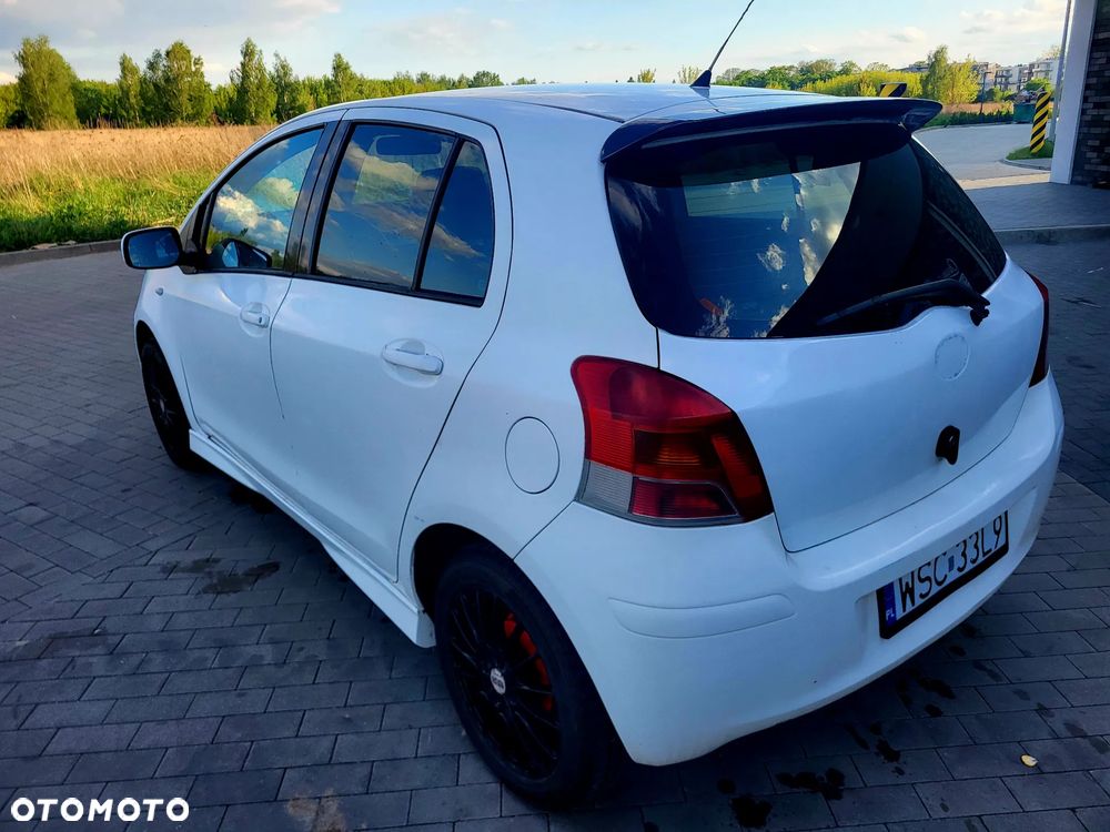 Toyota Yaris 1.0 Luna A/C - 7
