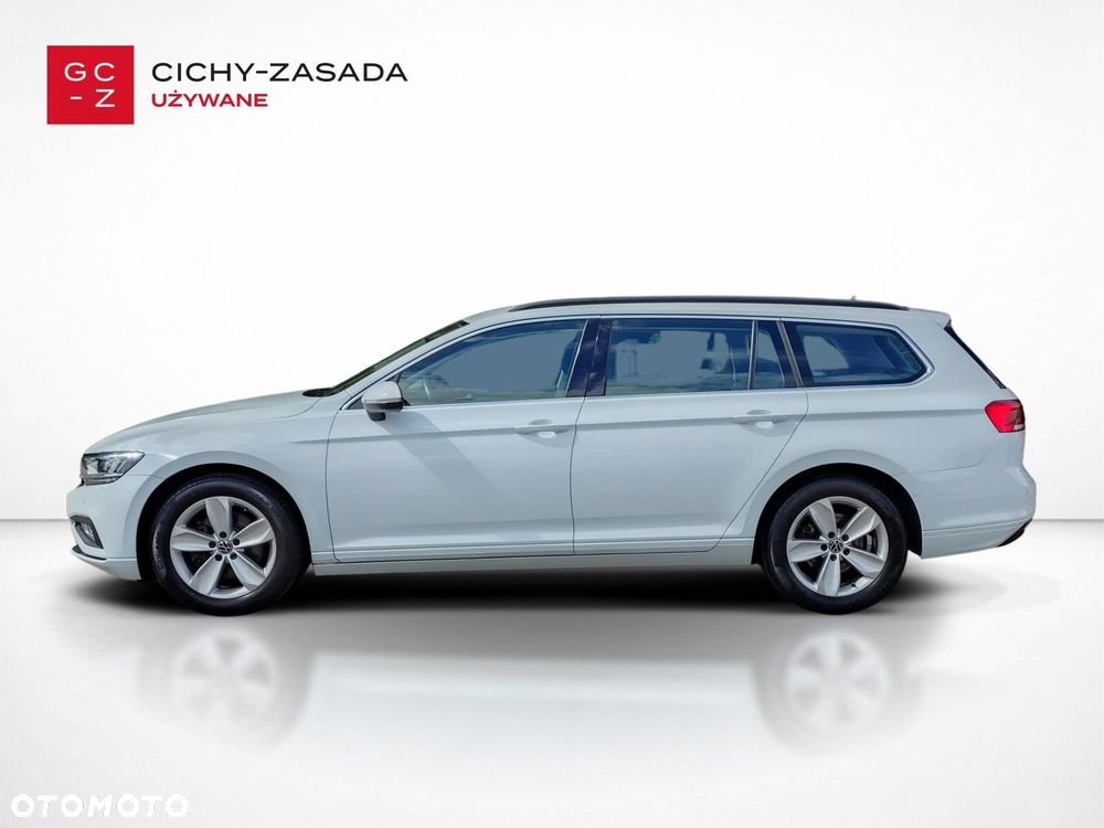 Volkswagen Passat - 2