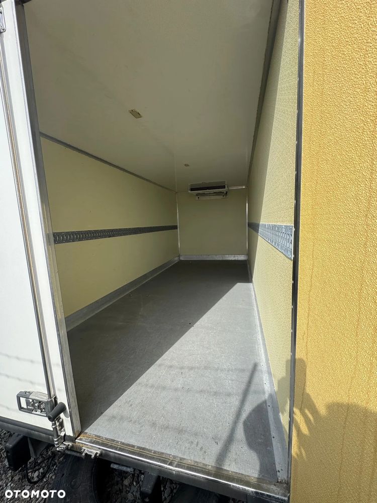 Iveco Daily 50C15 50-150 Izoterma 8 palet Tylko 89 000 km !! 100% Oryginał - 7