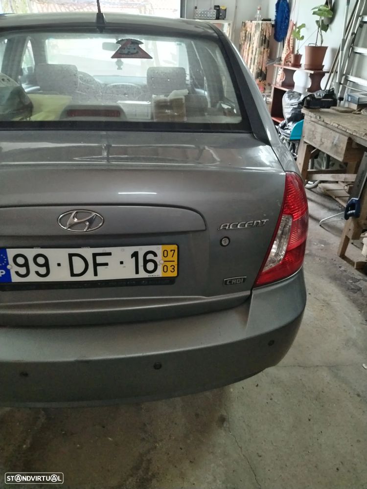 Hyundai Accent 1.5 CRDi VGT Style - 4