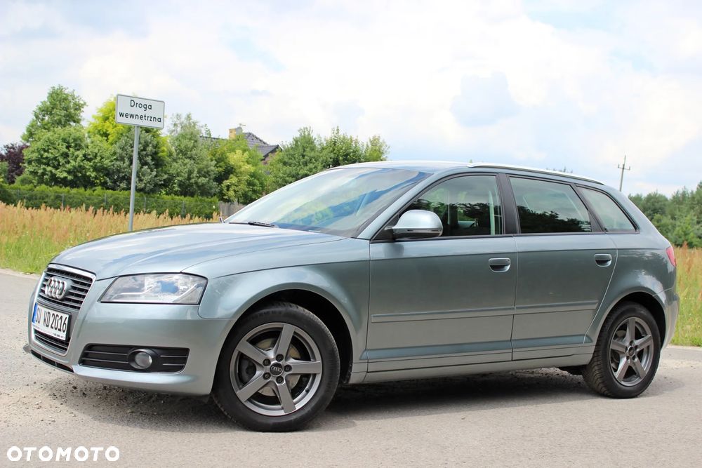 Audi A3 Sportback 1.6 Attraction - 10