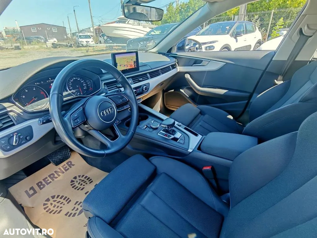 Audi A4 2.0 TDI ultra S tronic design - 3