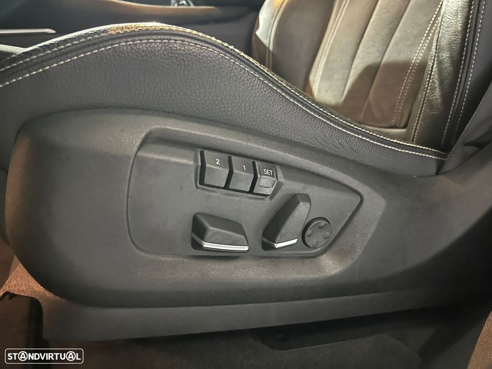 BMW X6 40 d xDrive Pack M - 33