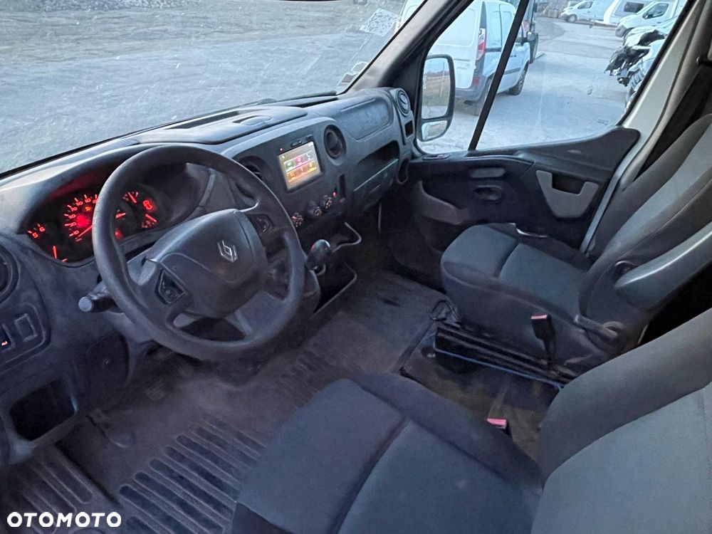 Renault Master - 17