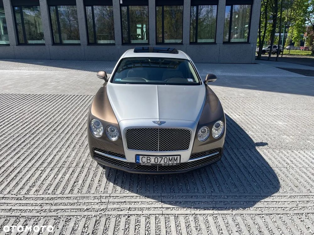 Bentley Flying Spur W12 - 3