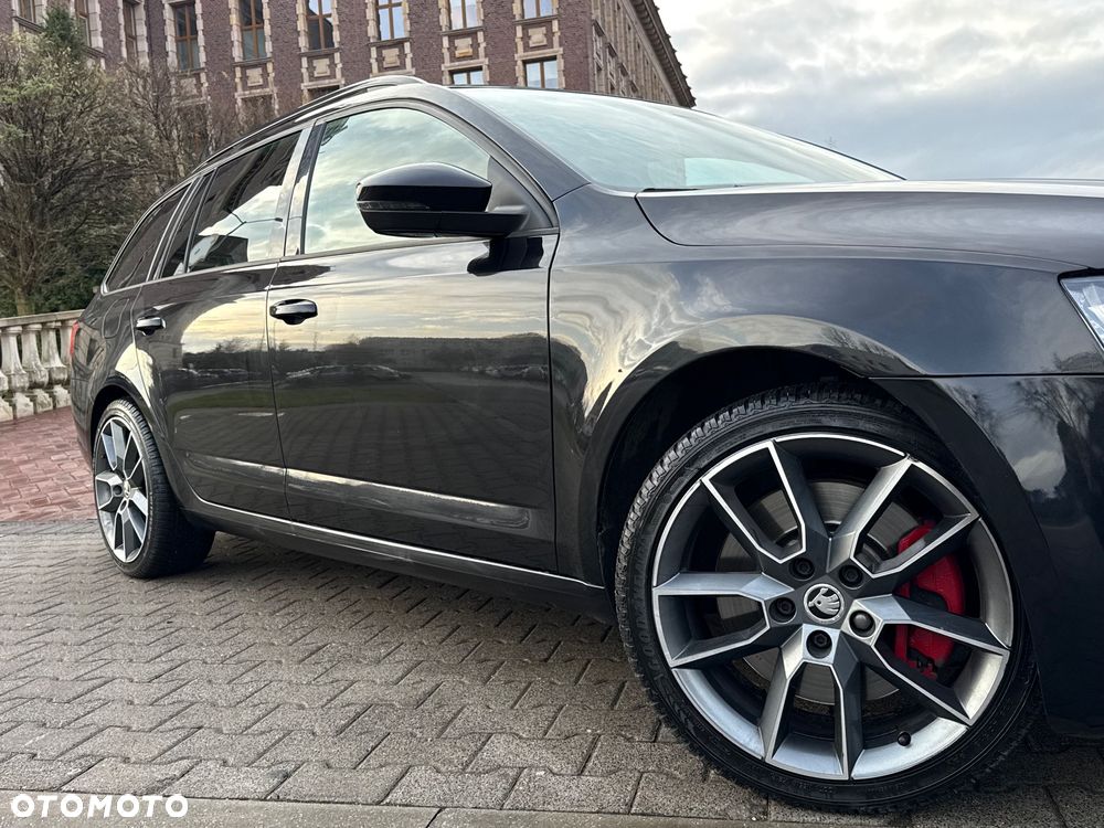 Skoda Octavia 2.0 TSI RS DSG - 21