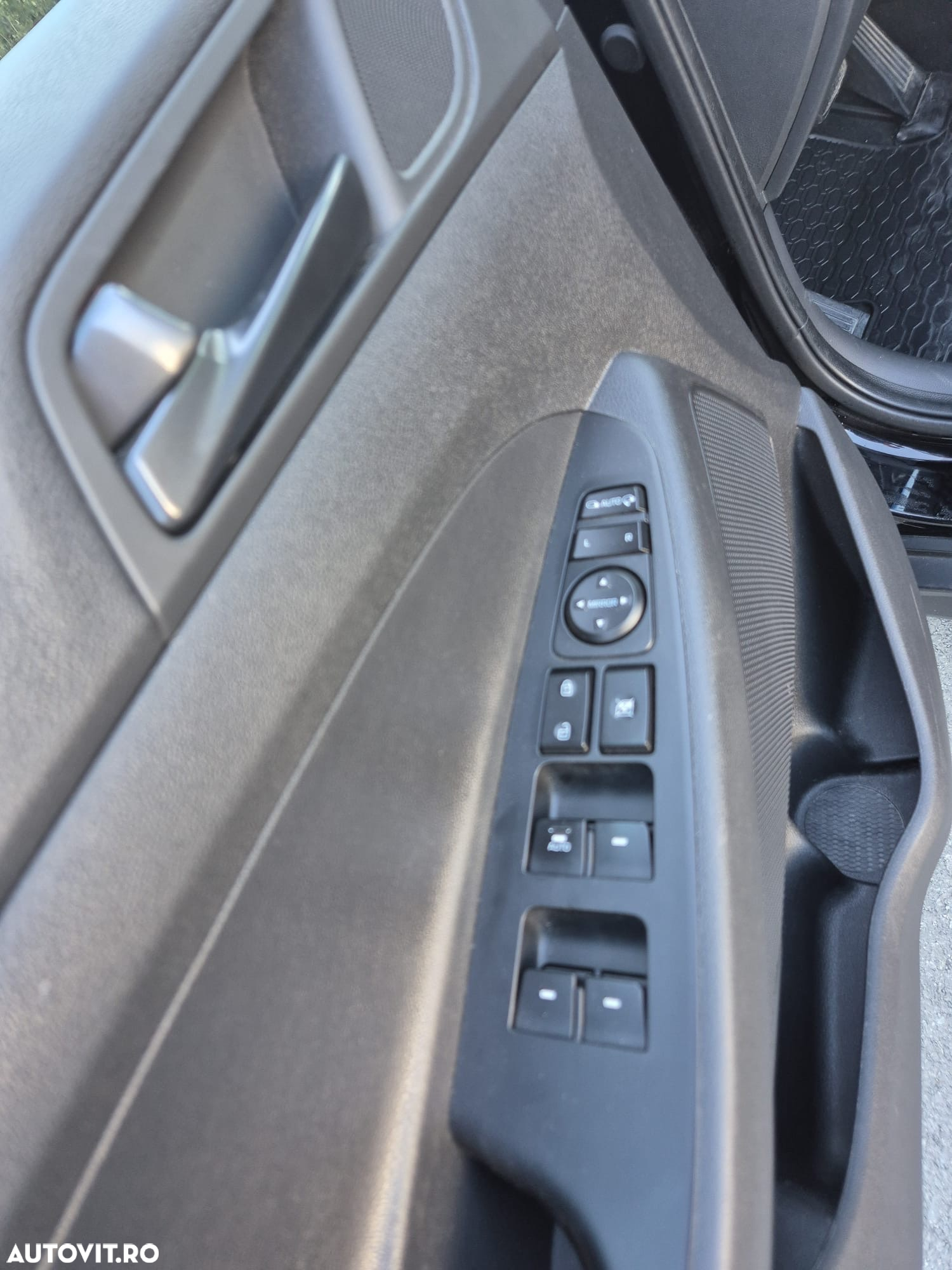 Hyundai Tucson 2.0 CRDI 4WD 6AT Premium+ - 14