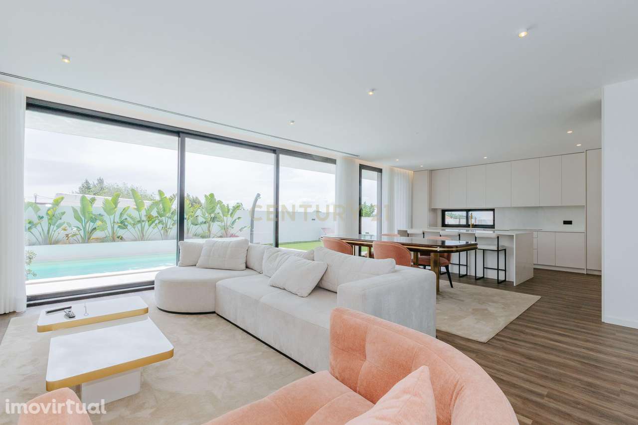 Moradia T4 com piscina e 3 suites | A escolha inteligente para viver c - Grande imagem: 2/43