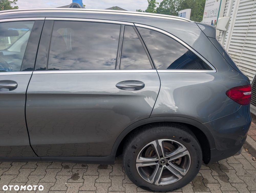 Mercedes-Benz Glc 2017 photo 4