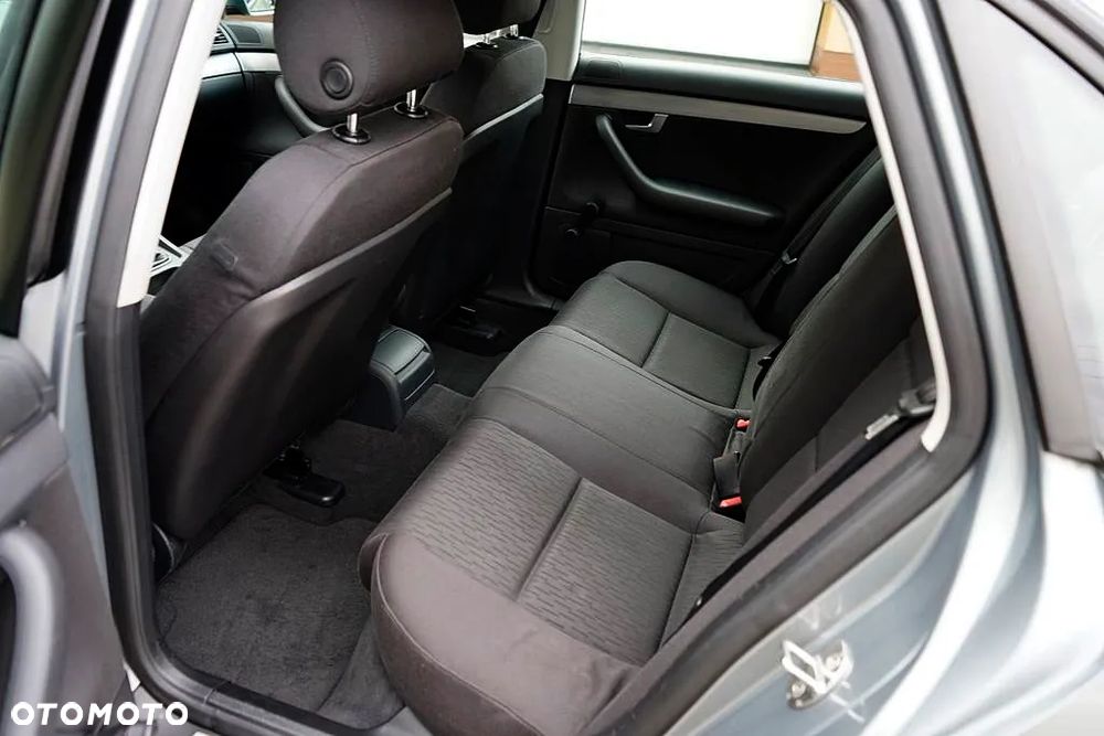 Audi A4 - 16