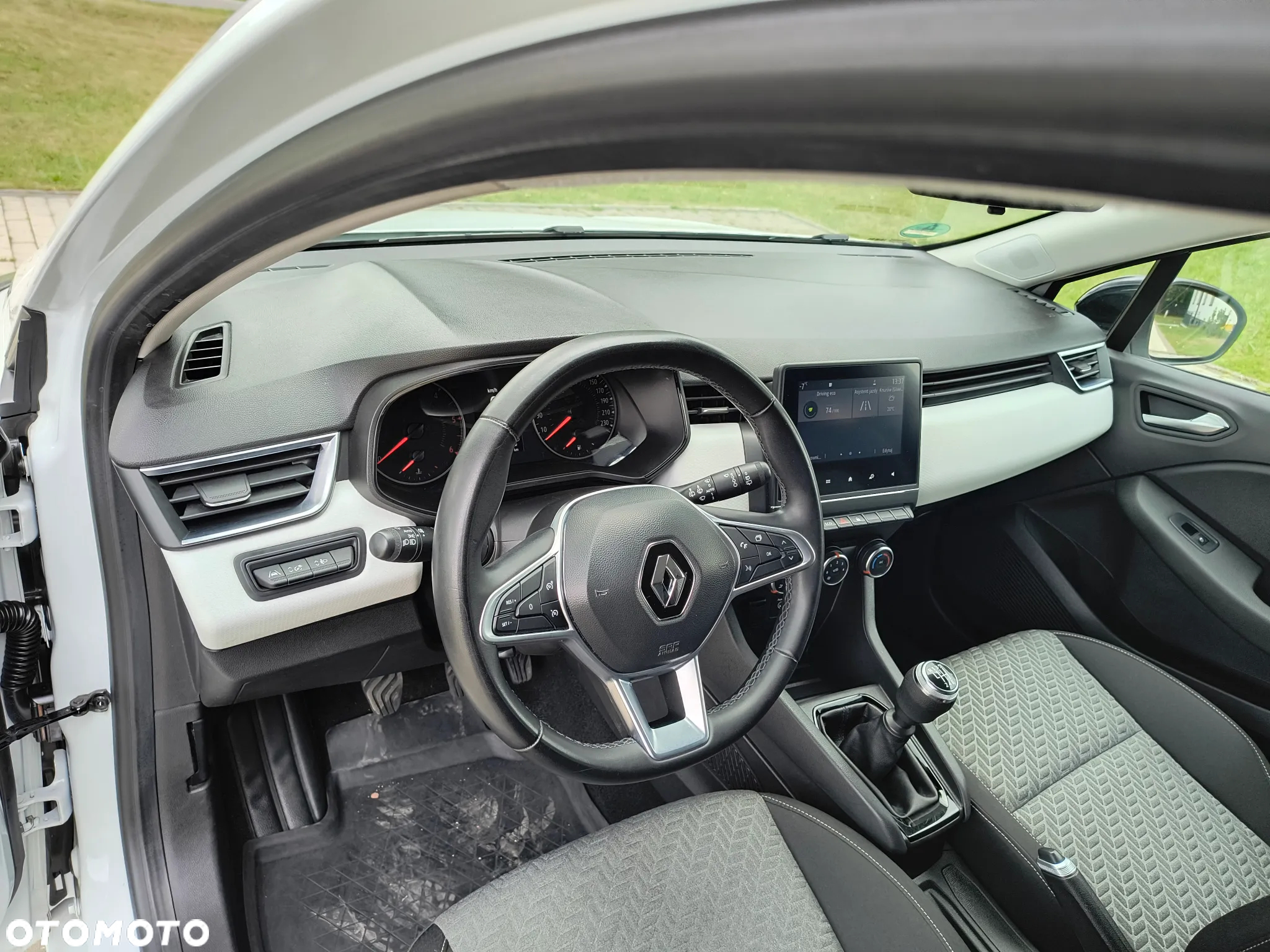 Renault Clio 1.5 Blue dCi Zen - 11