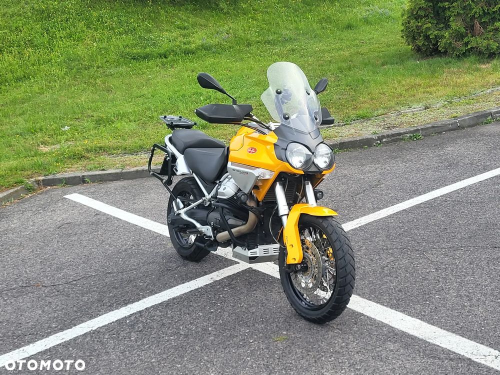 Moto Guzzi Stelvio - 15