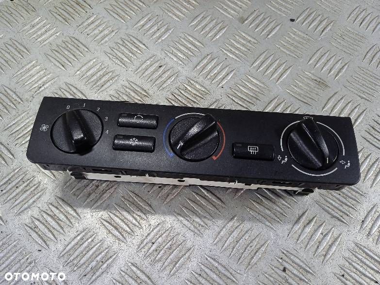 PANEL NAWIEWU KLIMATYZACJI BMW E46 - 1