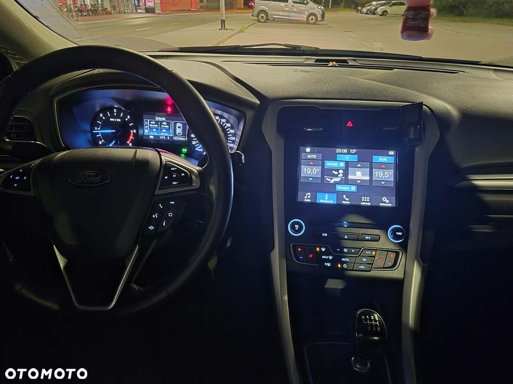 Ford Mondeo - 9