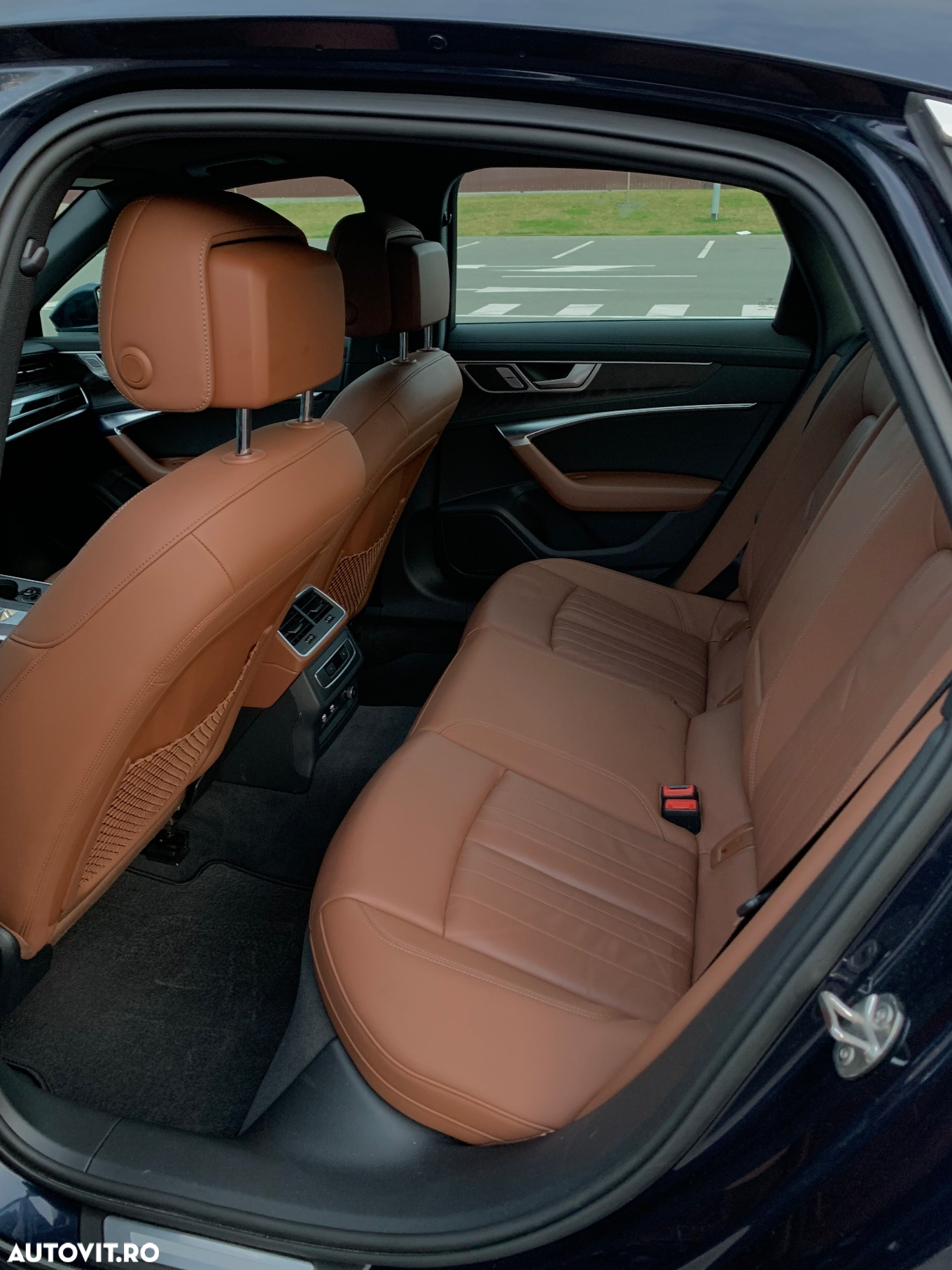 Audi A6 - 8