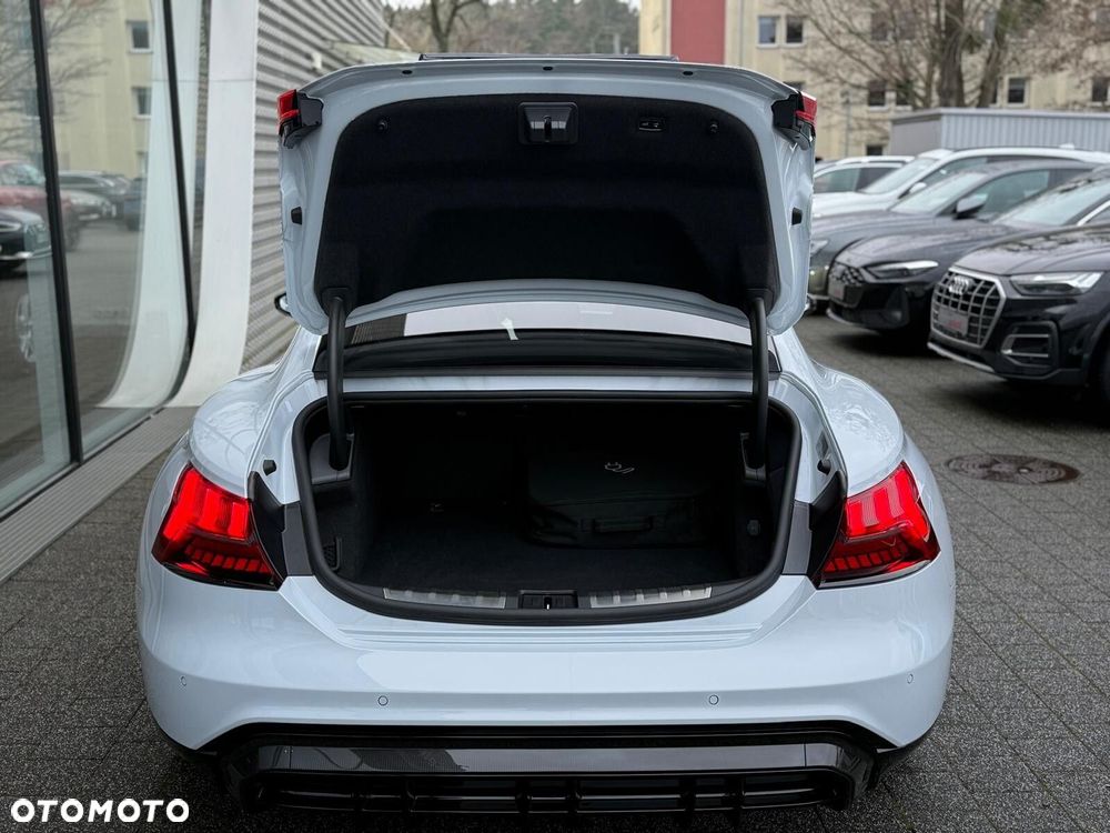 Audi RS e-tron GT - 9