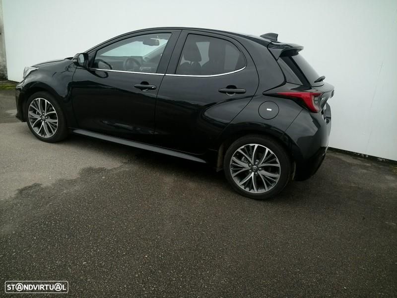 Toyota Yaris - 11