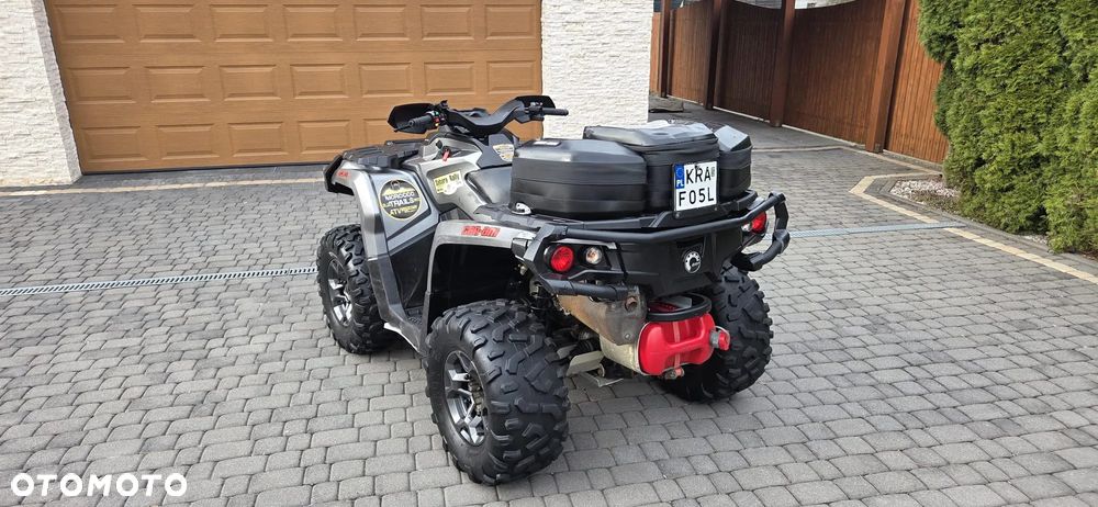 Can-Am Outlander - 10