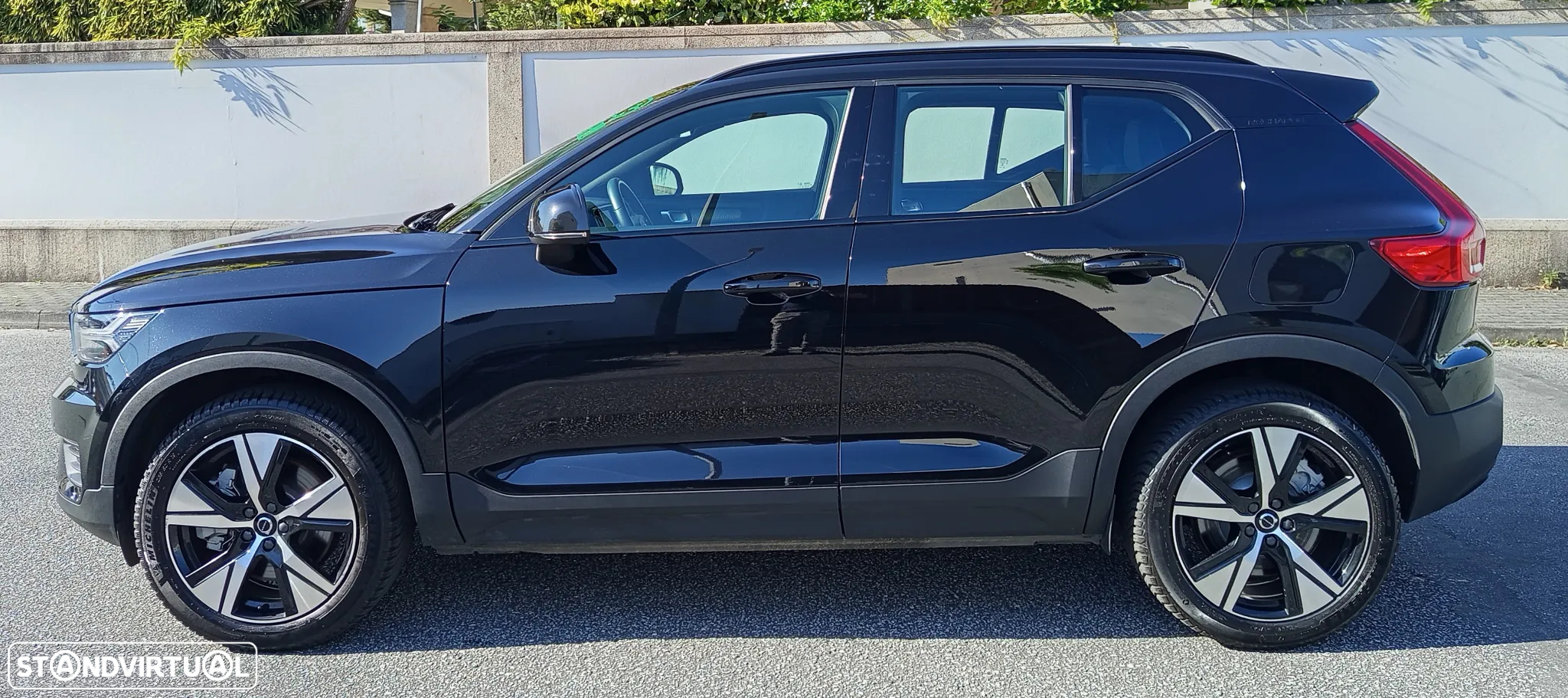 Volvo XC 40 Recharge 69 kWh Single Motor Plus - 5