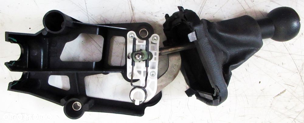 CITROEN C3 PICASSO 1.4 VTI WYBIERAK GAŁKA MIESZEK ZMIANY BIEGÓW 9814723080 - 4