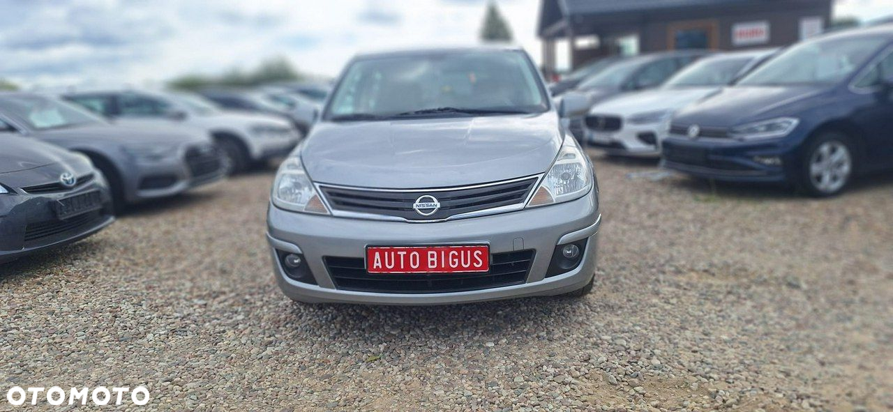 Nissan Tiida - 2