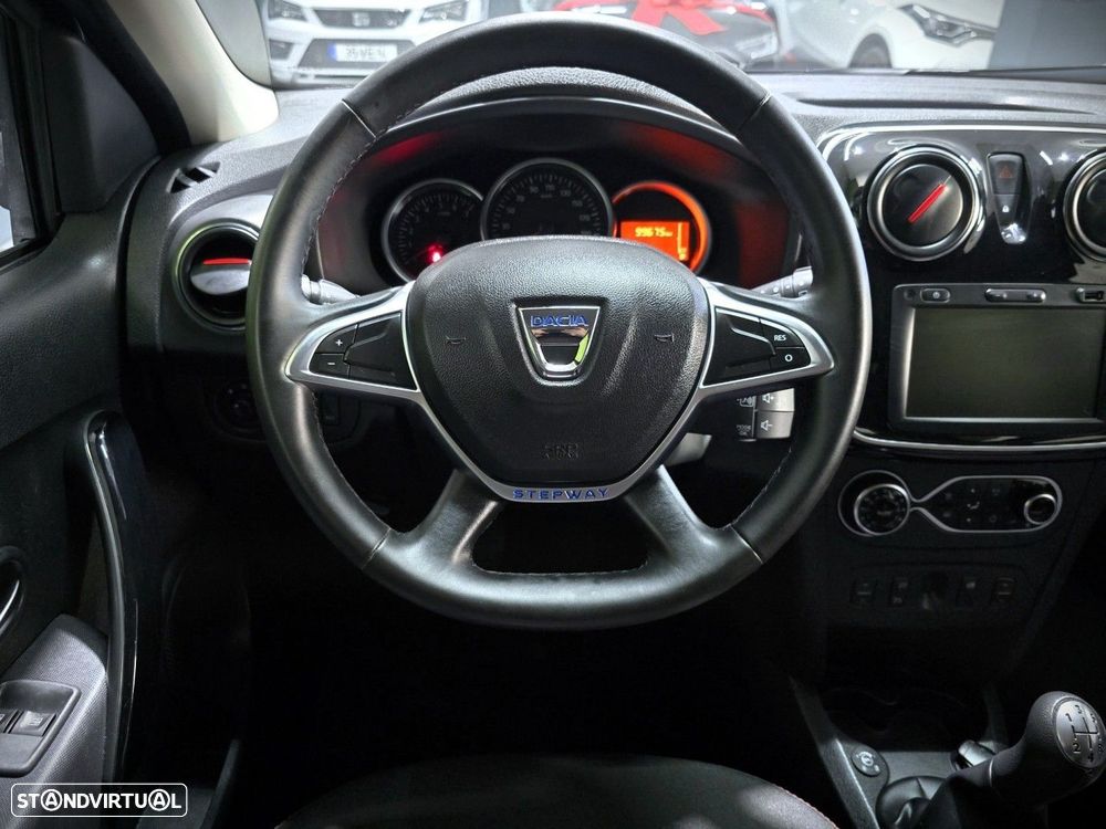Dacia Logan MCV 0.9 TCe SL Adventure Bi-Fuel - 18