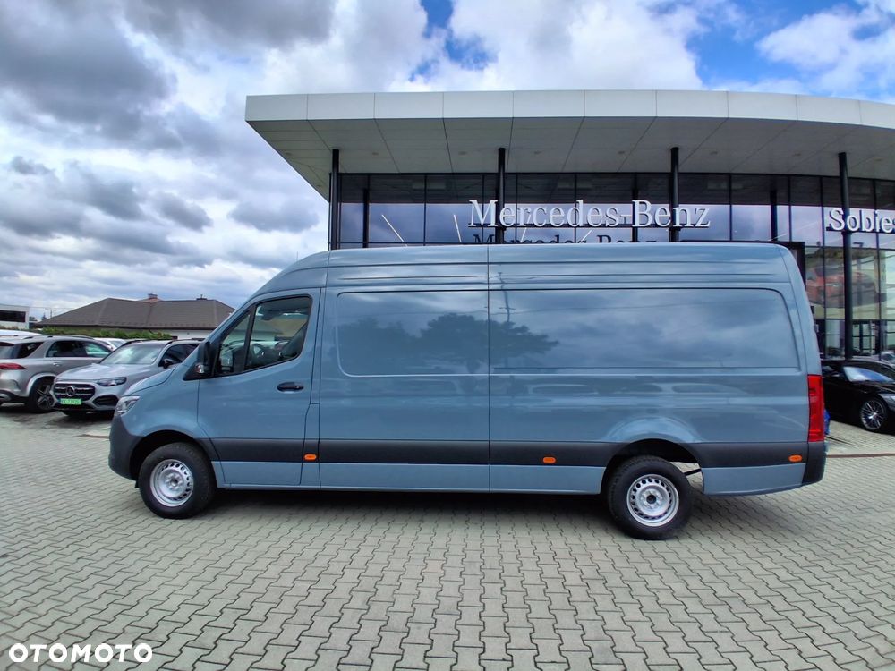 Mercedes-Benz Sprinter - 2