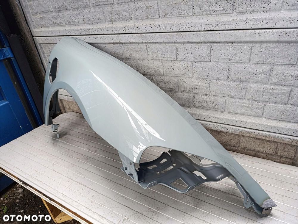 Porsche Taycan Turbo Sport Błotnik Przedni Prawy Oryginał - 2
