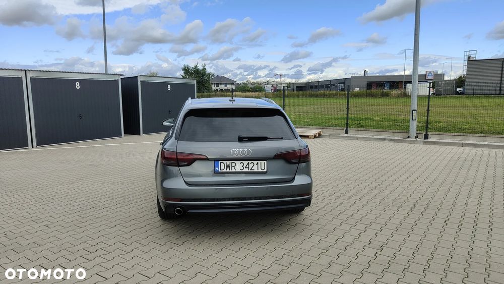 Audi A4 Avant - 10