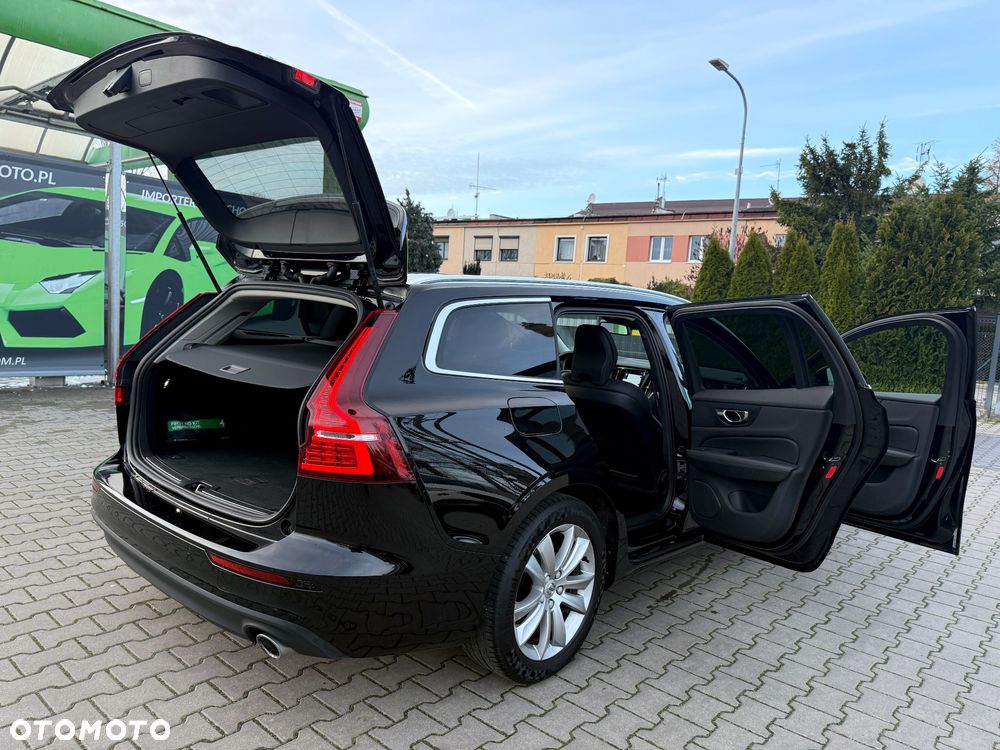 Volvo V60 D3 Drive-E Momentum - 34