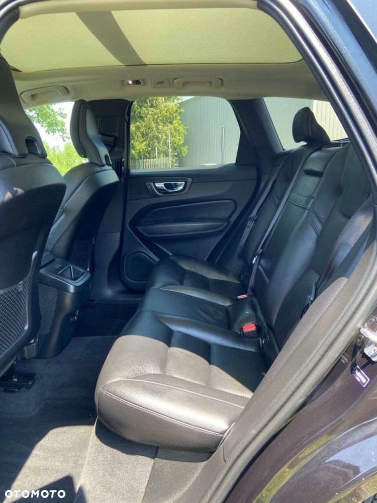 Volvo XC 60 T6 AWD Momentum - 12