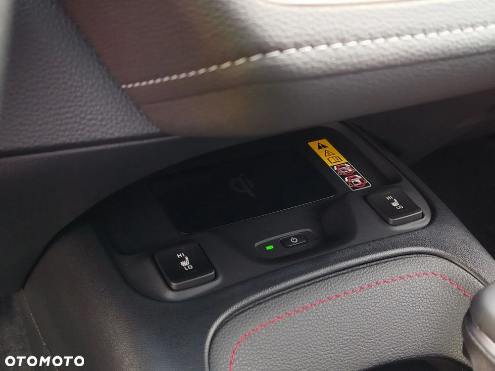 Toyota Corolla 1.8 Hybrid GR Sport - 12