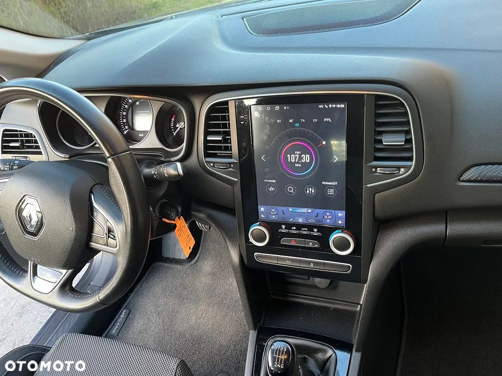 Renault Megane ENERGY TCe 100 LIFE - 10