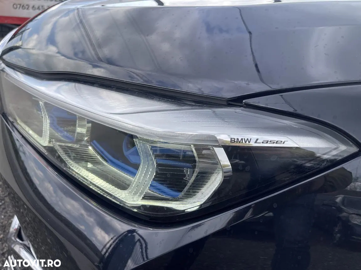 BMW Seria 7 740i - 29