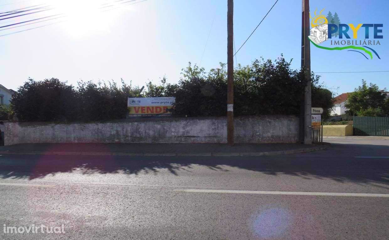 Quintinha para reconstruir situada em Cernache do Bonjardim - Grande imagem: 2/58