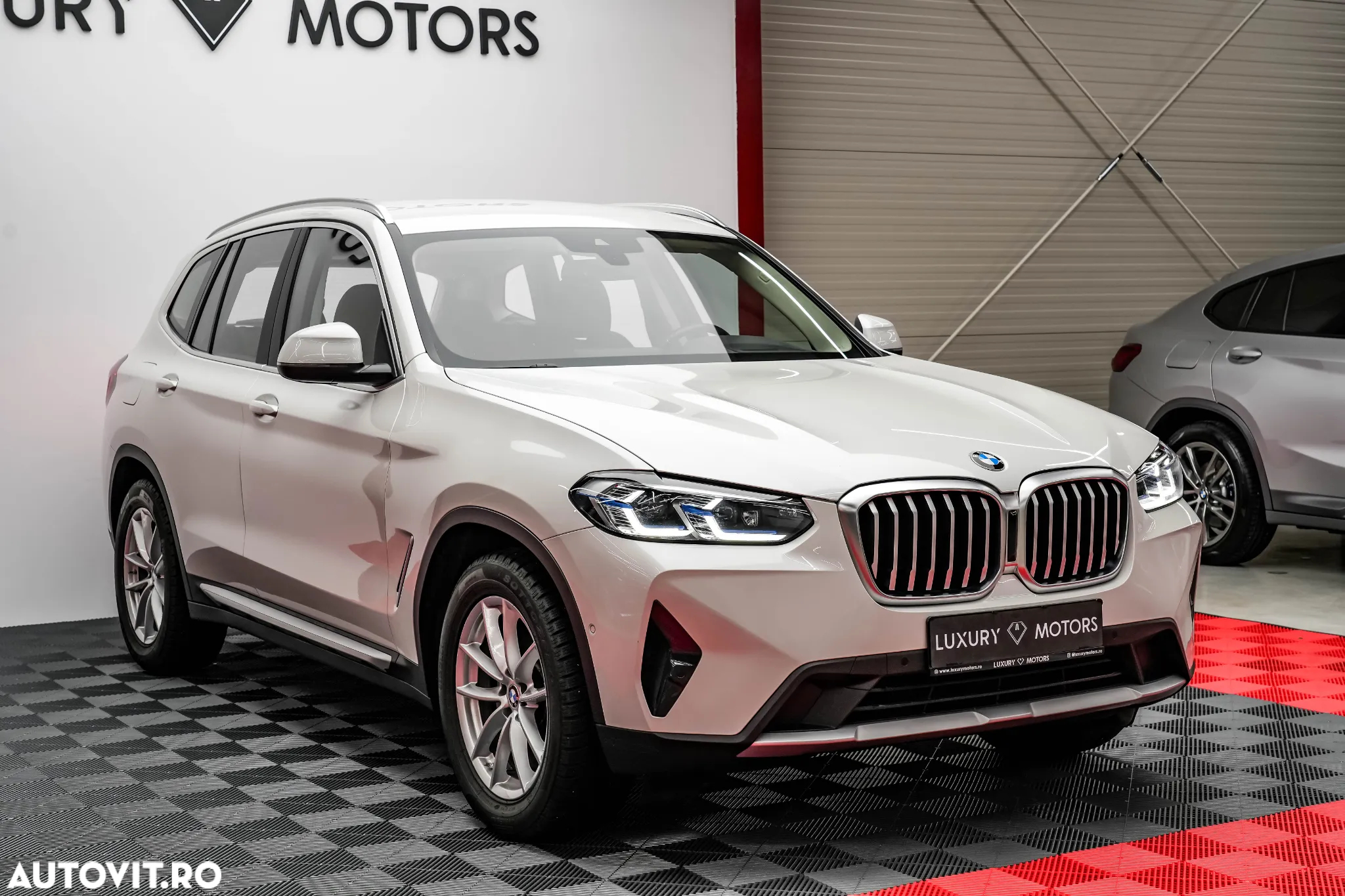 BMW X3 xDrive20i AT xLine - 24