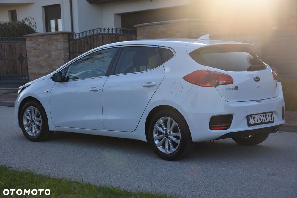 Kia Ceed 1.4 CVVT Dream-Team Edition - 7