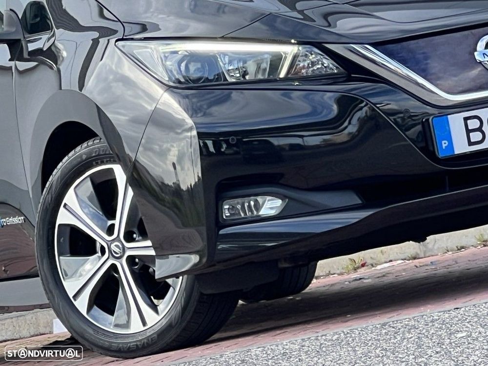 Nissan Leaf N-Connecta Two Tone - 29