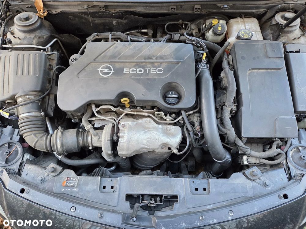 Opel Insignia 2.0 CDTI S&S - 10