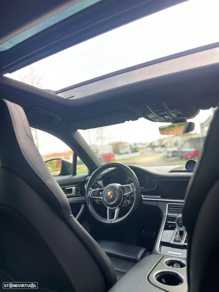 Porsche Panamera 4 E-Hybrid - 10